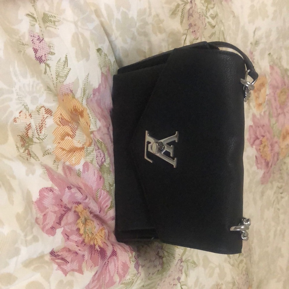 Use women handbag for sell